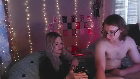 White_Truffle webcam model stream image