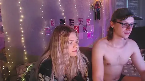 White_Truffle webcam model stream image