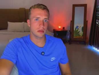 tommy_cumfinger webcam model stream image