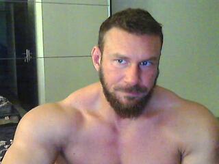 Kevin Muscle webcam model stream image