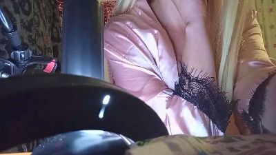 Modelteen webcam model stream image