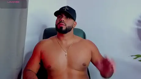noah_crux webcam model stream image