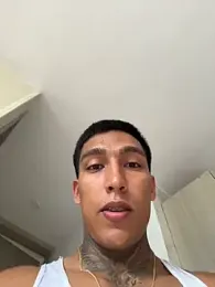 sendfer webcam stripchat model stream image