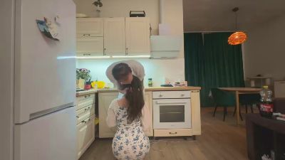 NeighborZone webcam model stream image