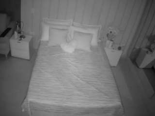 voyeurcam-casa-salsa-bedroom-1 webcam model stream image