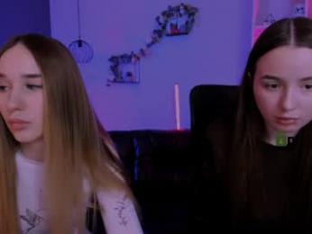 _mila_fire webcam model stream image