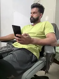 Vineeth3906 webcam model stream image