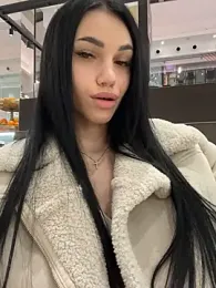 ilariea_girl webcam stripchat model stream image