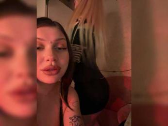 Iiiillllyyyy webcam model stream image