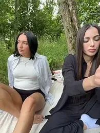 _Monic_ webcam model stream image