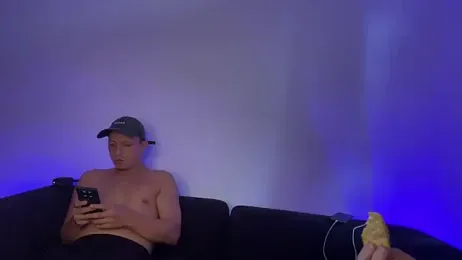 andyzuzka webcam model stream image
