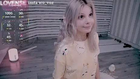 Careful_i_bite webcam stripchat model stream image