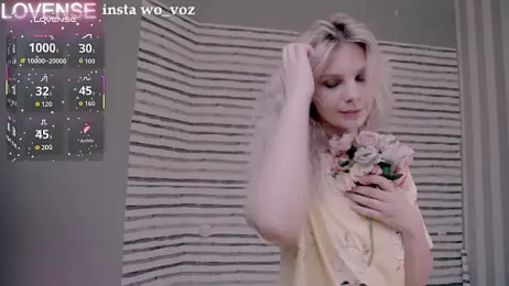 Careful_i_bite webcam model stream image