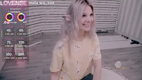 Careful_i_bite webcam model stream image