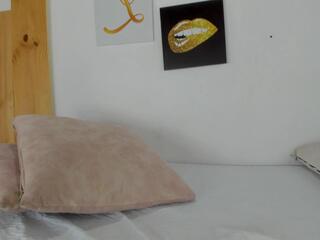 Anamaria Benitez webcam model stream image