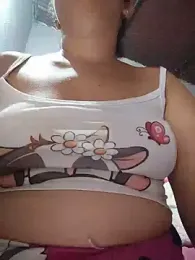 ValeriaSantos- webcam model stream image
