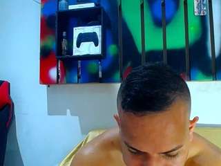 frezis19cm webcam camsoda model stream image