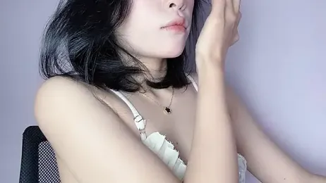 Baenee webcam stripchat model stream image