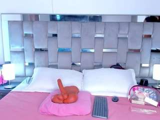 cammiila webcam model stream image