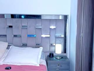 cammiila webcam camsoda model stream image