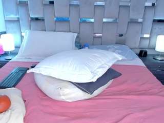 cammiila webcam model stream image