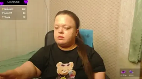 Janiffer_MiMi webcam model stream image