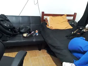 axellrz_ webcam stripchat model stream image