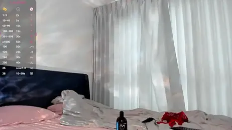 wow_lina webcam model stream image