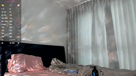 wow_lina webcam model stream image