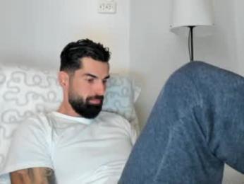 cuteeboy webcam model stream image