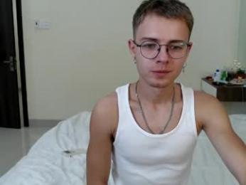 nikikerry_cum_ webcam chaturbate model stream image