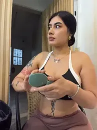 clarachanelricek webcam stripchat model stream image