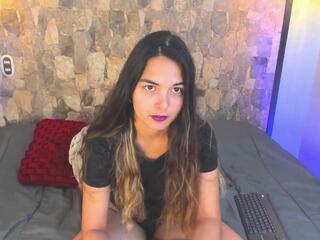 Charlotte Reynold webcam flirt4free model stream image