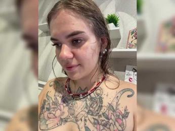 -Tiki-Riki- bongacams stream image