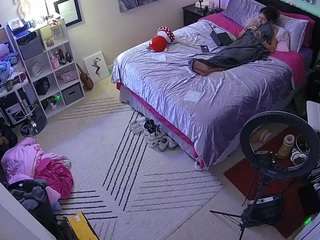 voyeurcam-hornyhostel-01 camsoda stream image