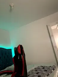 Leonarrrd_01 stripchat stream image