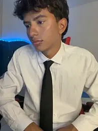 Leonarrrd_01 stripchat stream image