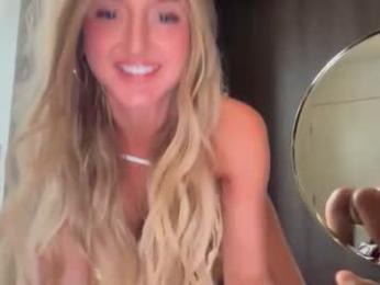 dreamyylilah chaturbate stream image