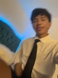 Leonarrrd_01 stripchat stream image