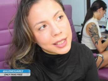 alondra_on_fire chaturbate stream image