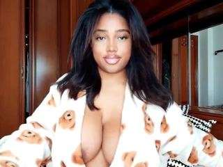 naommiscott camsoda stream image