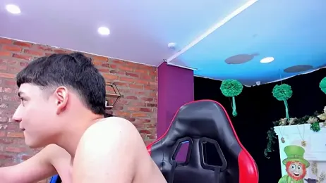 HotThreesoome stripchat stream image