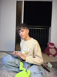 Naim_TheKing stripchat stream image