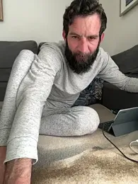 Michel_huge stripchat stream image, 15.05.2026 16:30